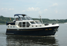Yacht Charter Mecklenburg